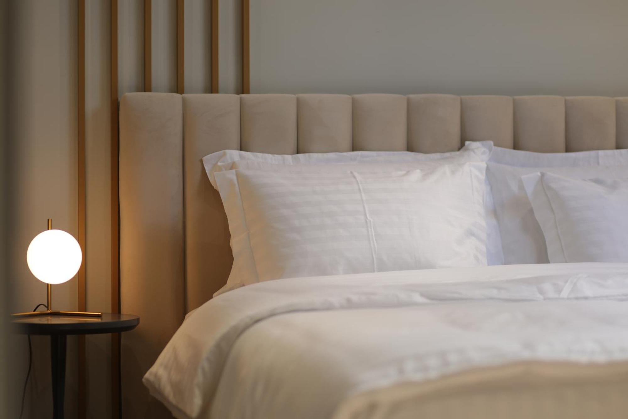 Gremmy Boutique Hotel Тирана Экстерьер фото