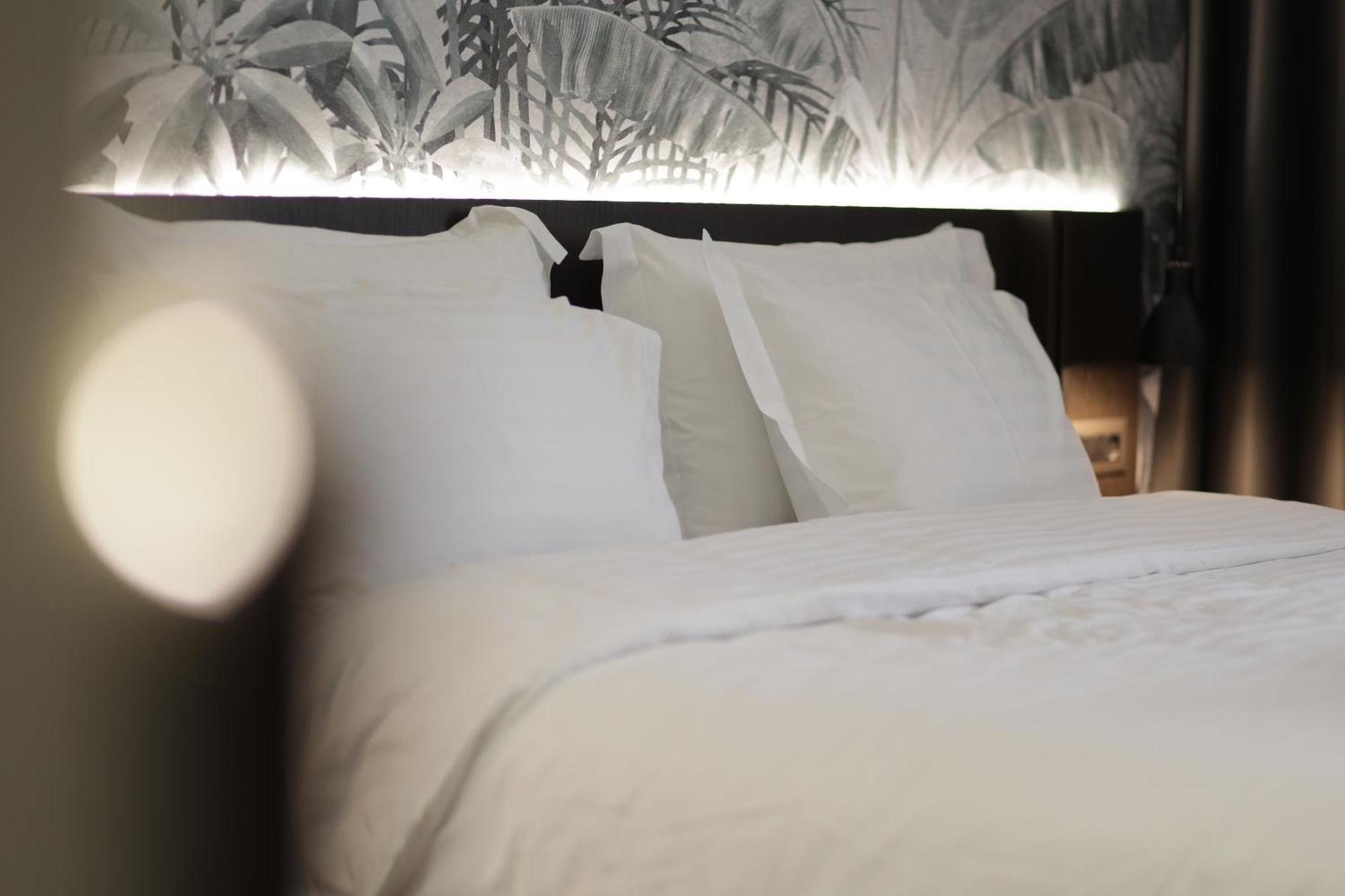 Gremmy Boutique Hotel Тирана Экстерьер фото