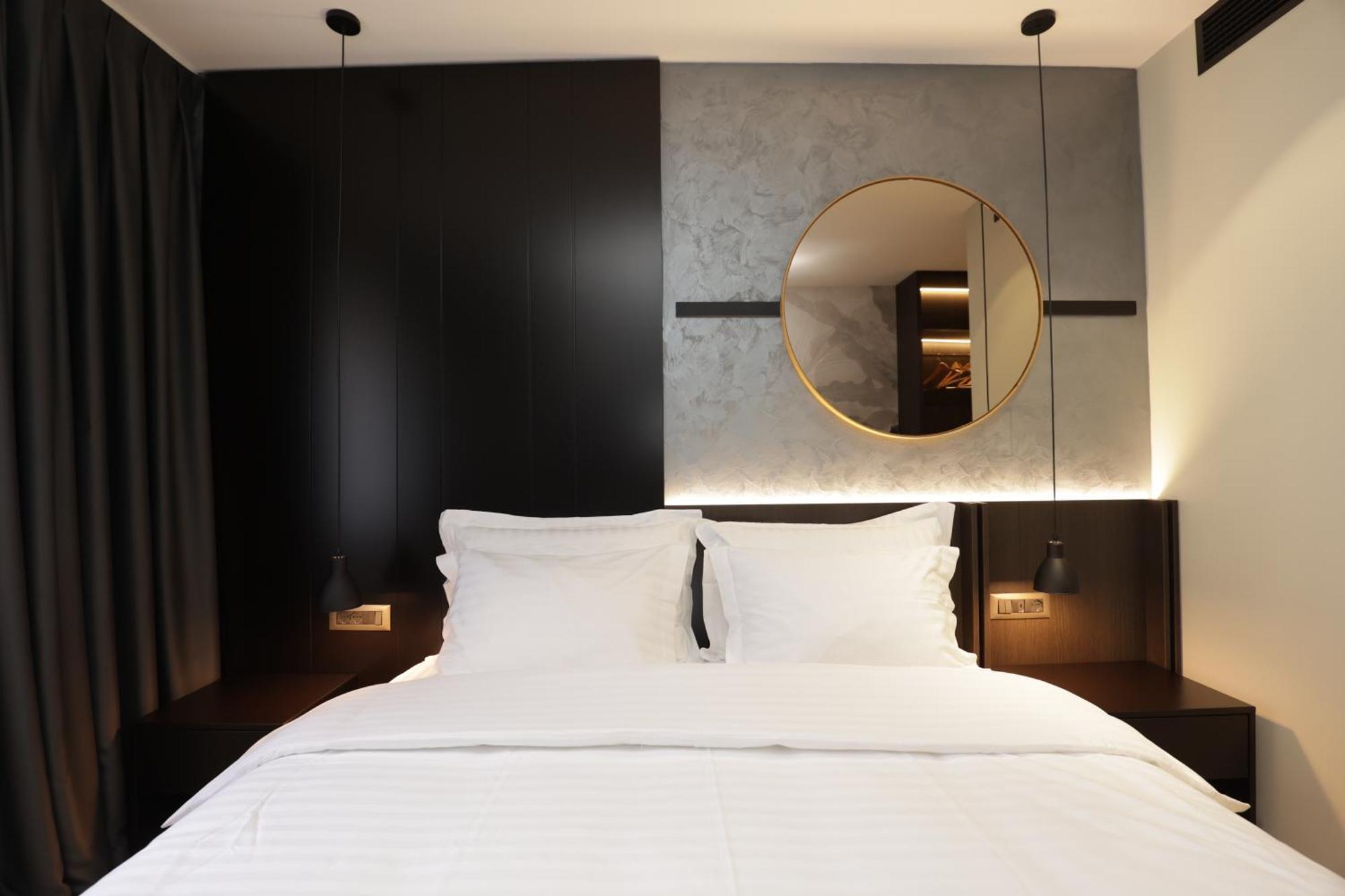 Gremmy Boutique Hotel Тирана Экстерьер фото